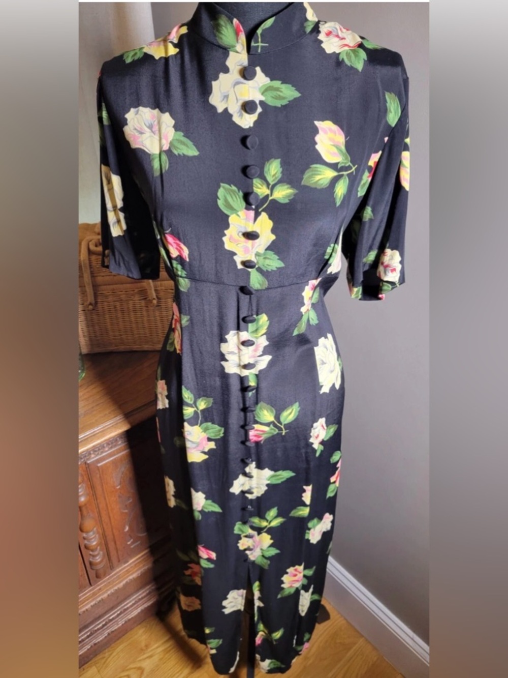 VINTAGE 90’s Asian Express Black Rose Lace Up Back Floral Maxi Dress - 7/8